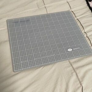 CM Creative Memories Gray Cutting Mat 10-1/2” x 12-1/2”